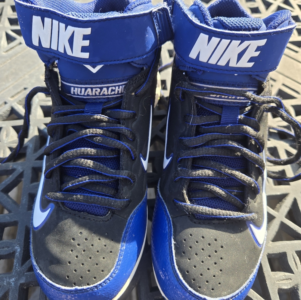 Nike Boys Haurrache Baseball Cleats size 1.5